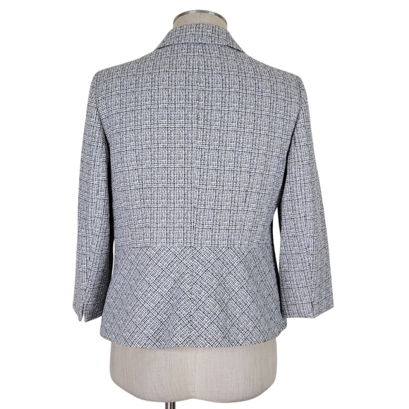 Le Suit Blazer Size 8P Black White Textured Slit Cuff Lightweight 3/4 Sleeve - Picture 3 of 11